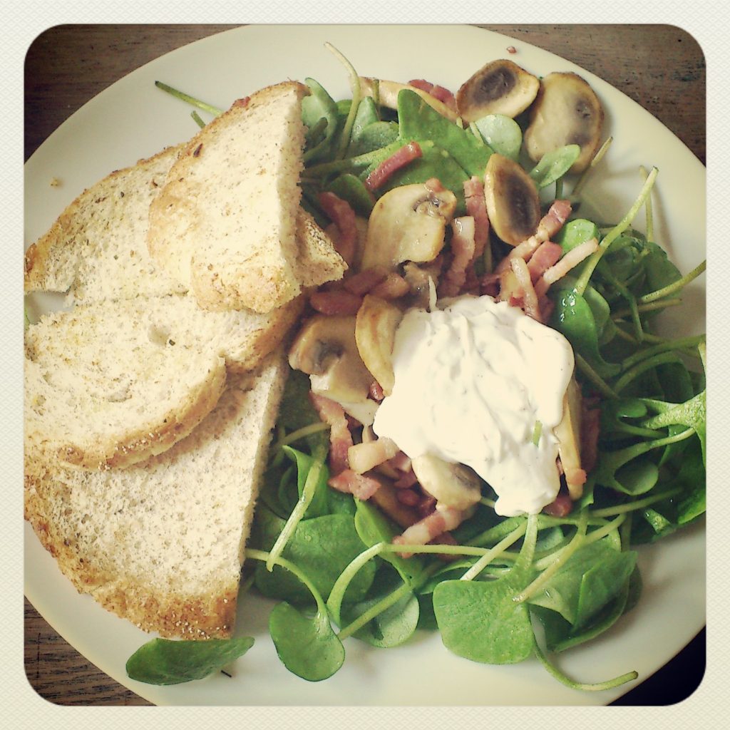Toast en salade, perfect op een koude dag!